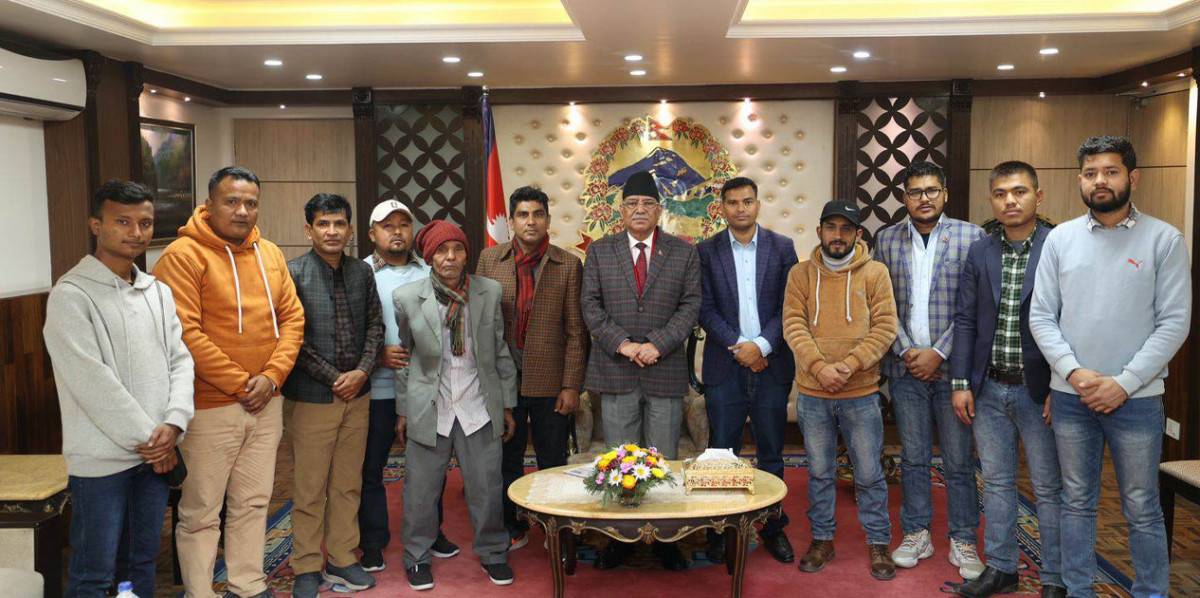 साउदी जेलमा भएका कार्कीलाई नेपाल ल्याउन पहल गर्ने प्रधानमन्त्रीको प्रतिबद्धता