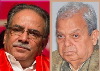 राष्ट्रपतिको प्रस्ताव लिएर प्रचण्ड भेट्न बालुवाटार पुगे महन्थ ठाकुर