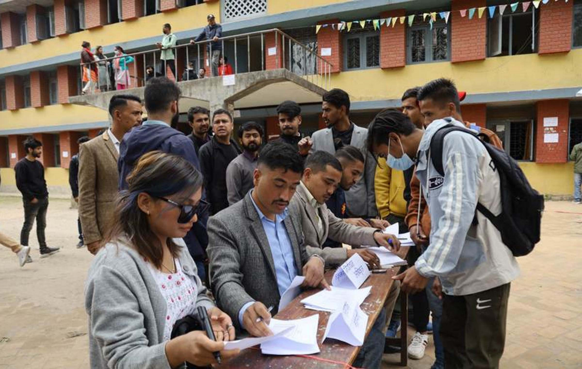 स्ववियु निर्वाचनको पूर्वसन्ध्यामा विभिन्न क्याम्पसहरूमा नमुना मतदान