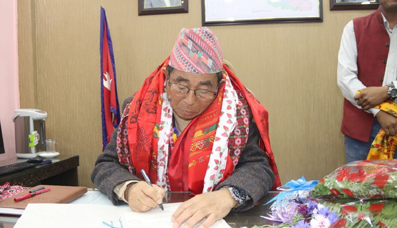 शिक्षामा गरिएको लगानीको प्रतिफल बढाउनेछु : मन्त्री अशोक राई