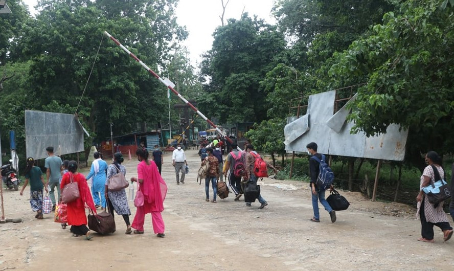 दैनिक रुपमा कोरोना बढेपछि नेपाल प्रवेशमा रोक