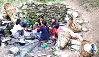 खानेपानी समस्याले बसाइँ सर्दै