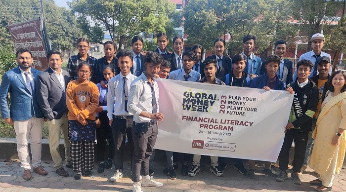 हिमालयन बैंक लिमिटेडद्धारा वित्तीय साक्षरता कार्यक्रम सम्पन्न
