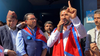 स्वर्णिम वाग्लेले गरे मनोनयन दर्ता