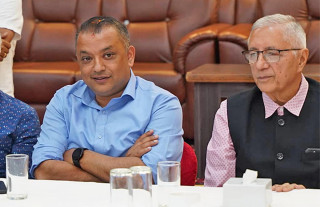 संस्थापनइतर पक्षलाई ३ मन्त्री र १ राज्यमन्त्री दिने निर्णय