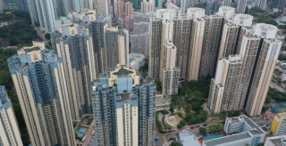 हङकङ : अभियुक्तले फेरिन् बयान, आफ्नै छोराको घाँटी थिची हत्या गरेको स्वीकार