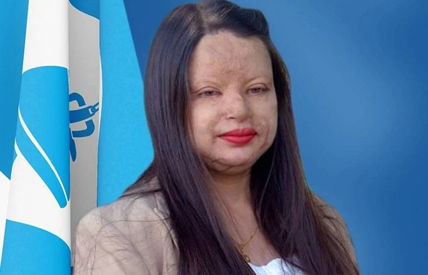 बिन्दबासिनी कंसाकारले सांसद पदको शपथ लिँदै