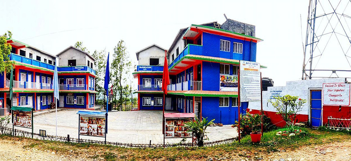 हेटौंडामा शिक्षकको कुटाइबाट विद्यार्थीको हात भाँचियो