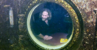 १०० दिनसम्म पानीमुनि बसेर विश्व कीर्तिमान