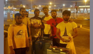 यूएईमा समस्यामा परेका १४ नेपाली श्रमिकहरू स्वदेश फर्किए