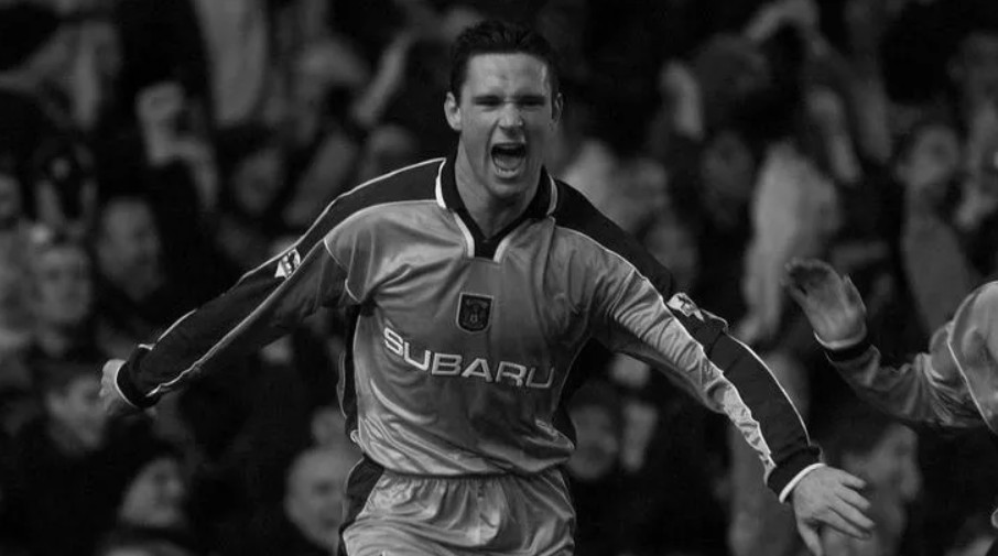 बेल्जियमका पूर्वस्ट्राइकर रुसेलको निधन