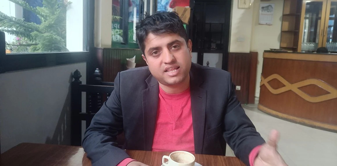 कक्षा ११ को भर्नामा मनपरी शुल्क उठाएको भन्दै अनेरास्ववियुले अनुगमन गर्ने