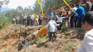 मलामी बोकेको ट्याकटर दुर्घटना हुँदा एक मुत्यु, १८ जना गम्भीर