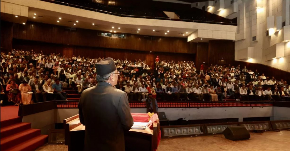 माओवादी नेताले प्रत्येक दिन समाजिक सञ्जालमा दुईवटा ‘स्टाटस’ लेख्नुपर्ने