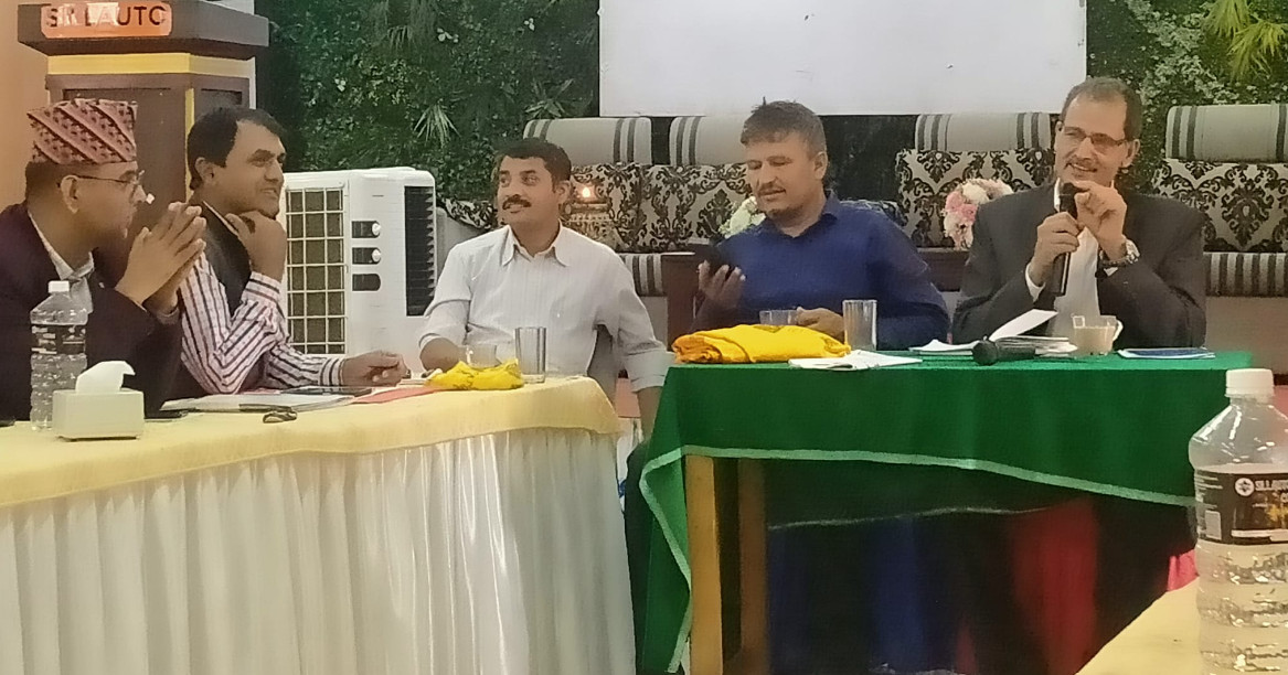 आज पत्रकार सम्मेलन गर्दै माओवादी केन्द्र