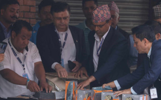 टक्सार महाशाखामा यसरी पगाल्न सुरु गर्यो  सुन