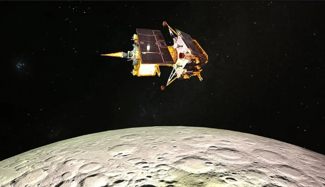 चन्द्रमामा ‘सफ्ट ल्यान्डिङ’ गर्ने भारत चौथो देश, पानीमा आधारित बरफको खोजी गर्ने लक्ष्य