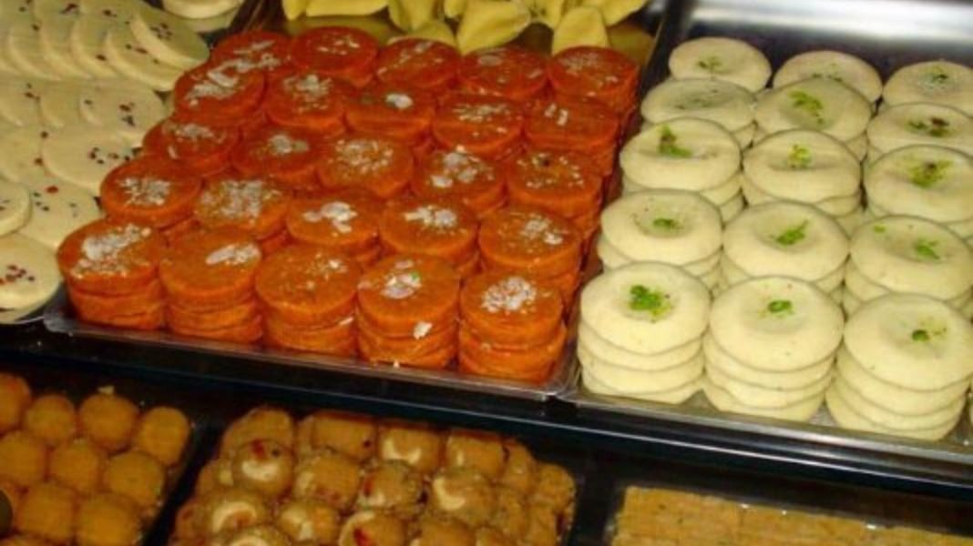 रक्षा बन्धन : जनकपुरधाममा अढाइ करोडको मिठाई बिक्री