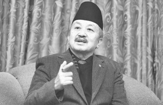 फुटबलप्रेमी थिए नेम्वाङ