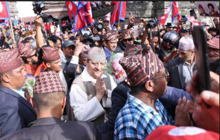 भक्तपुरमा पूर्वराजालाई भव्य स्वागत