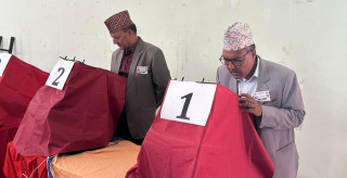 एमाले बागमतीमा नयाँ नेतृत्व चयनका लागि मतदान जारी