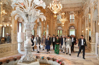 सिंहदरबारको रेट्रोफिटिङ गरी बनाइएको नयाँ कार्यालयमा सरे प्रधानमन्त्री