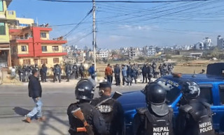 भक्तपुरस्थित दुर्गा प्रसाईंको निवास परिसरमा प्रहरी परिचालन