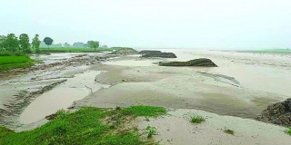 अढाइ महिनामै बाँध भत्कियो, अढाइ करोड स्वाहा