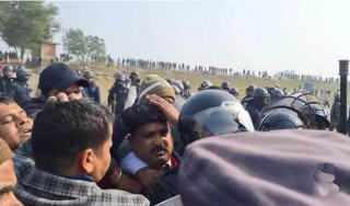 सप्तरीमा प्रहरीसँग जनमतको झडप,मन्त्रीसहित ३ जना सांसद घाइते