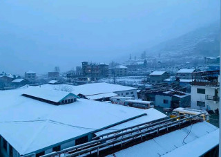 जुम्लामा हिमपात : किसान खुसी, हवाई सेवा अवरुद्ध
