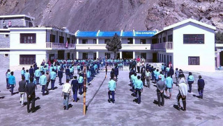 दुई महिने हिउँदे विदापछि खुले तल्लो मुस्ताङका विद्यालय