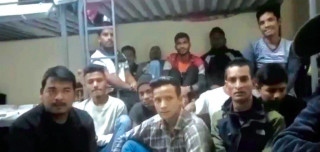 दुबईमा १६ घण्टा काम ८ घण्टाको मात्र तलब