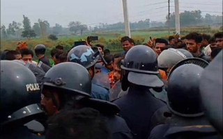 स्कुल बसकाे ठक्करले महिलाको मृत्यु भएपछि...