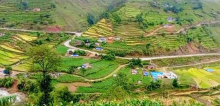 निसेलढोरवासी भन्छन्– ‘सडक आयो, मोबाइलटावर भयो,  विद्युत् सुविधा भएन ’