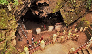 यसरी भएको थियो हलेसी महादेव गुफाको उत्पत्ति