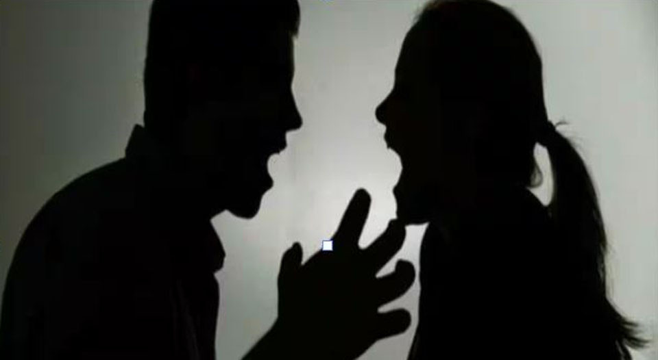 राति निन्द्रामै पत्नीले बारम्बार भिनाजुको नाम लिएपछि मध्यरातमा भयो यस्तो...