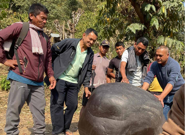 रूरूमा भेटियो ५०० किलोको शालिग्राम