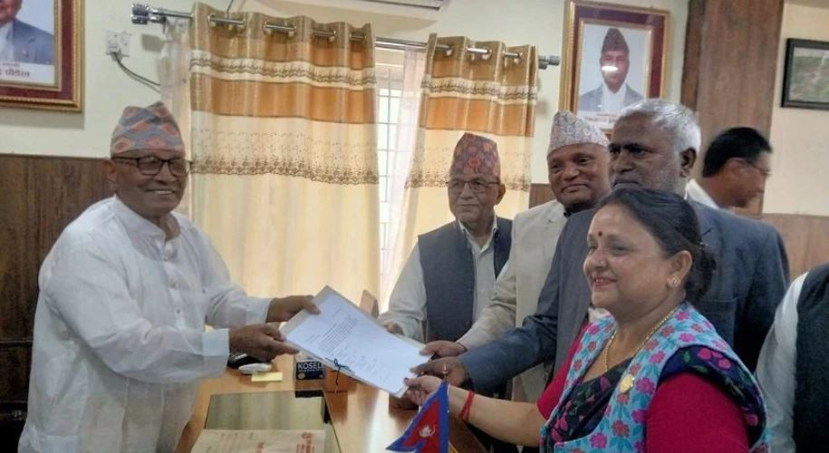 लुम्बिनीको मुख्यमन्त्रीमा जोखबहादुर महराको दाबी पेस, प्रदेश प्रमुखले आजै नियुक्ति गर्न सक्ने