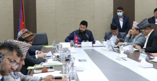 वर्षात सुरू हुनु अगावै भूकम्पपीडितलाई स्थायी आवासको व्यवस्था गर्न गृहमन्त्रीको निर्देशन