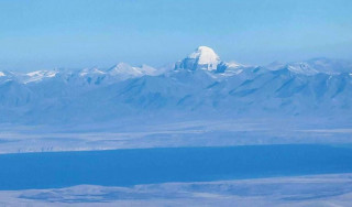 पर्यटनमा नयाँ गन्तव्य : पर्वतीय उडानबाट कैलाश मानसरोवर दर्शन