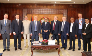 लगानी सम्मेलनको मुखैमा प्रधानमन्त्री र रुसको चेम्बर्स अफ कमर्स एन्ड इन्डस्ट्रिका प्रतिनिधिमण्डलको भेटवार्ता