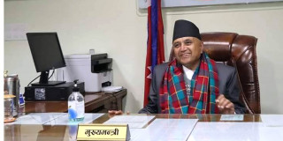 गण्डकी प्रदेशका मुख्यमन्त्री अधिकारीलाई राप्रपाले विश्वासको मत नदिने, तटस्थ बस्ने