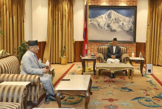 राष्ट्रपति पौडेल र प्रधानमन्त्री प्रचण्डबीच भेटवार्ता, के भयो कुराकानी ? 