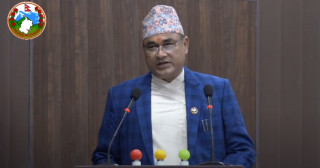 मुख्यमन्त्री शाहले विश्वासको मत लिँदै : पक्षमा मतदान गर्न कांग्रेस, एमाले र नाउपाको ह्विप 