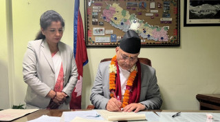 सहमति कार्यान्वयनमा कांग्रेसको उल्झनले मन्त्रालय फुटाउनुपर्ने बाध्यता, एमालेको भागमा ४ मन्त्री