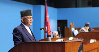 ‘हिंसा’ले गरम भएको माओवादी प्रधानमन्त्री ओलीको सम्बोधनप्रति ‘नरम’ ! 