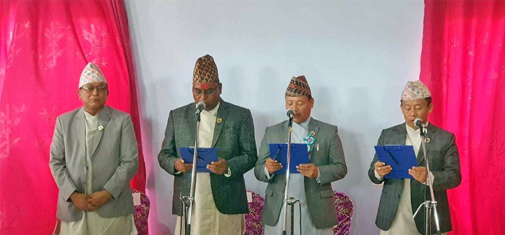 मन्त्रिपरिषद् विस्तार : ४ मन्त्रीसहित २ महिनापछि कांग्रेस सरकारमा सहभागी (नामावलीसहित)