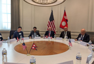 नेपालमा ढुक्क भएर लगानी गर्न अन्तर्राष्ट्रिय लगानीकर्तालाई अर्थमन्त्रीको अनुरोध