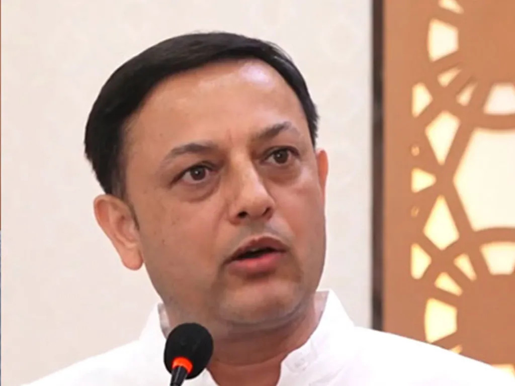 रवि ज्युँदो छँदासम्म रास्वपाको सभापति  हो: डीपी अर्याल