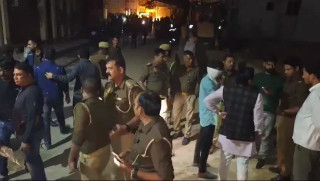 झाँसीस्थित महारानी लक्ष्मीबाई मेडिकल कलेजमा भीषण आगलागी, १० बालबालिकाको मृत्यु